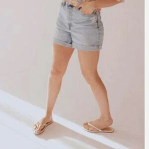 Robb by Joyce Azria Silver flat Sandals size 7.5 great condition worn tw…